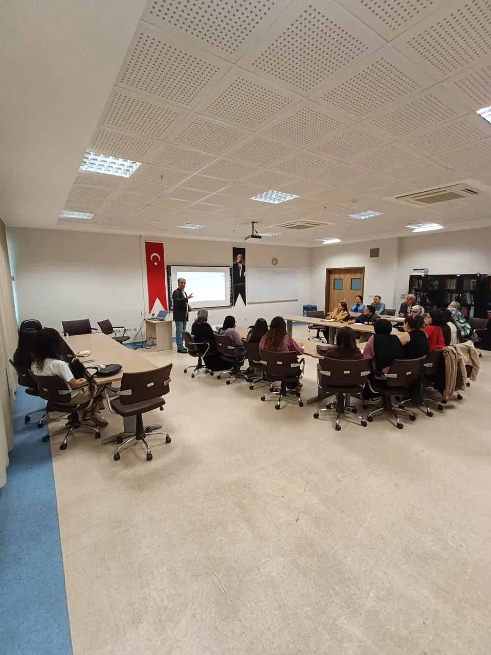Eğitim Fakültesinden TÜBİTAK 2209/A odaklı atölye çalışması