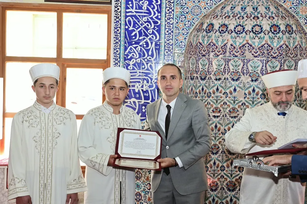 İskilip Ebussuud Efendi Erkek Hafızlık Kur'an kursu tarafından “Hafızlık Belge Takdimi” Töreni düzenlendi