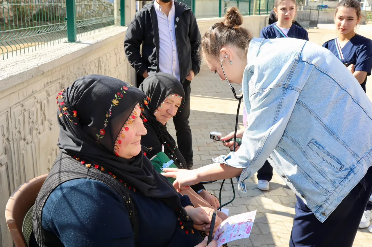 TOGÜ’nün “Mobil Ebelik” Projesi Semerci Köyünde başladı
