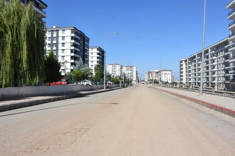 Siirt’te yaya ulaşımına nefes aldıran çalışma: 830 metre kaldırım ve 300 metre bordür çalışması tamamlandı