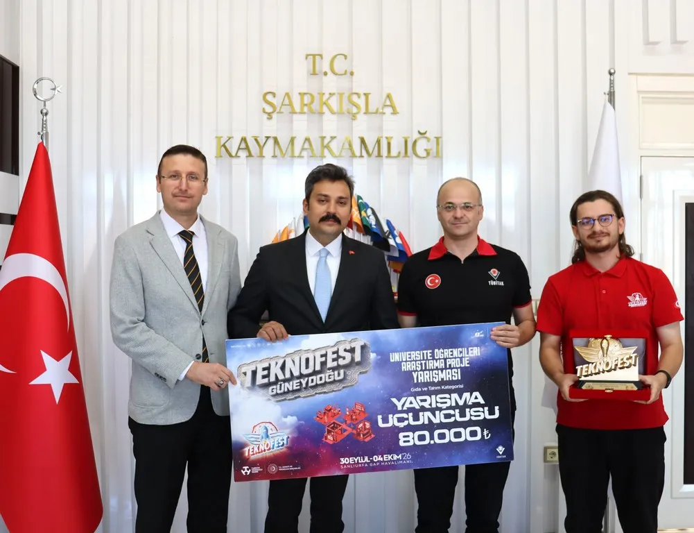 TEKNOFEST 2026'da dereceye giren öğrencileri makamda ağırlandı