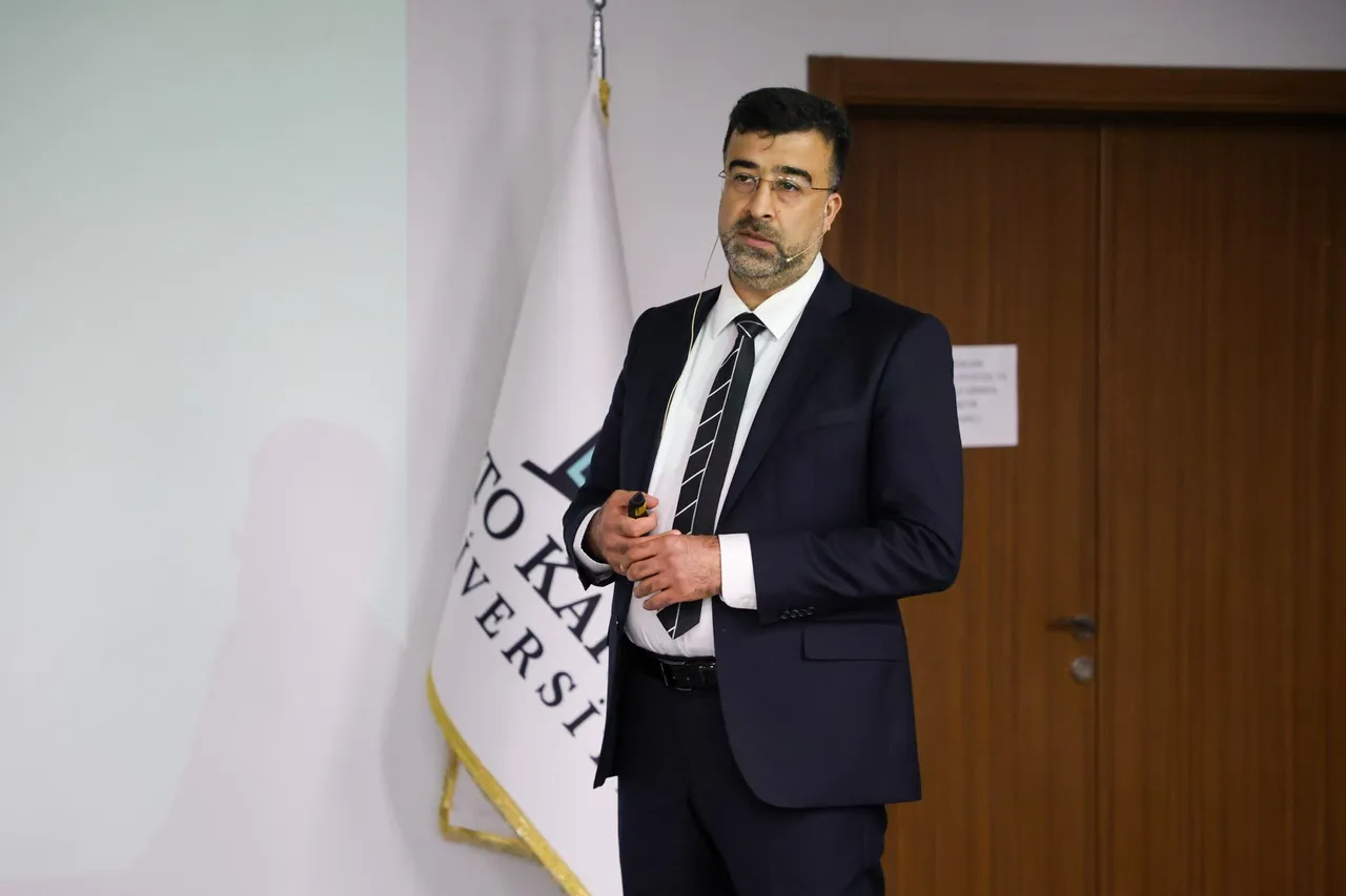 KTO Karataylı öğrenciler iletişim sektörünün deneyimli isimleriyle buluştu