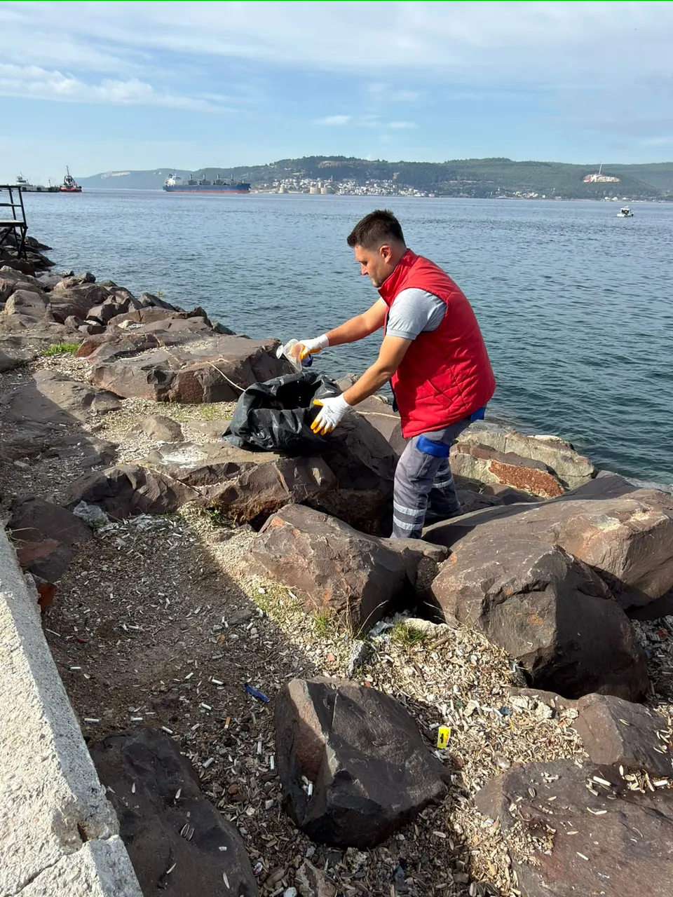 Marina'da detaylı temizlik çalışması yapıldı