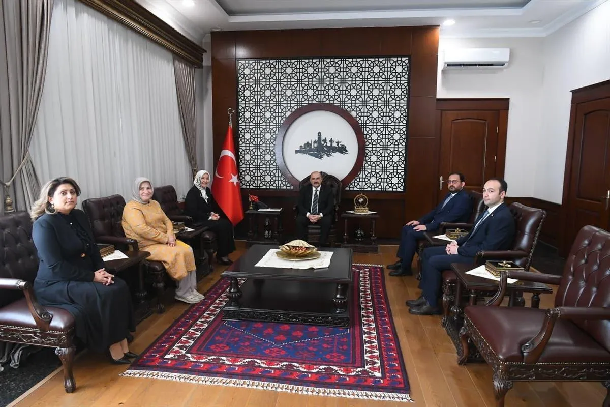 Aile ve Sosyal Hizmetler Bakan Yardımcısı Yenigün, Vali Ustaoğlu’nu ziyaret etti