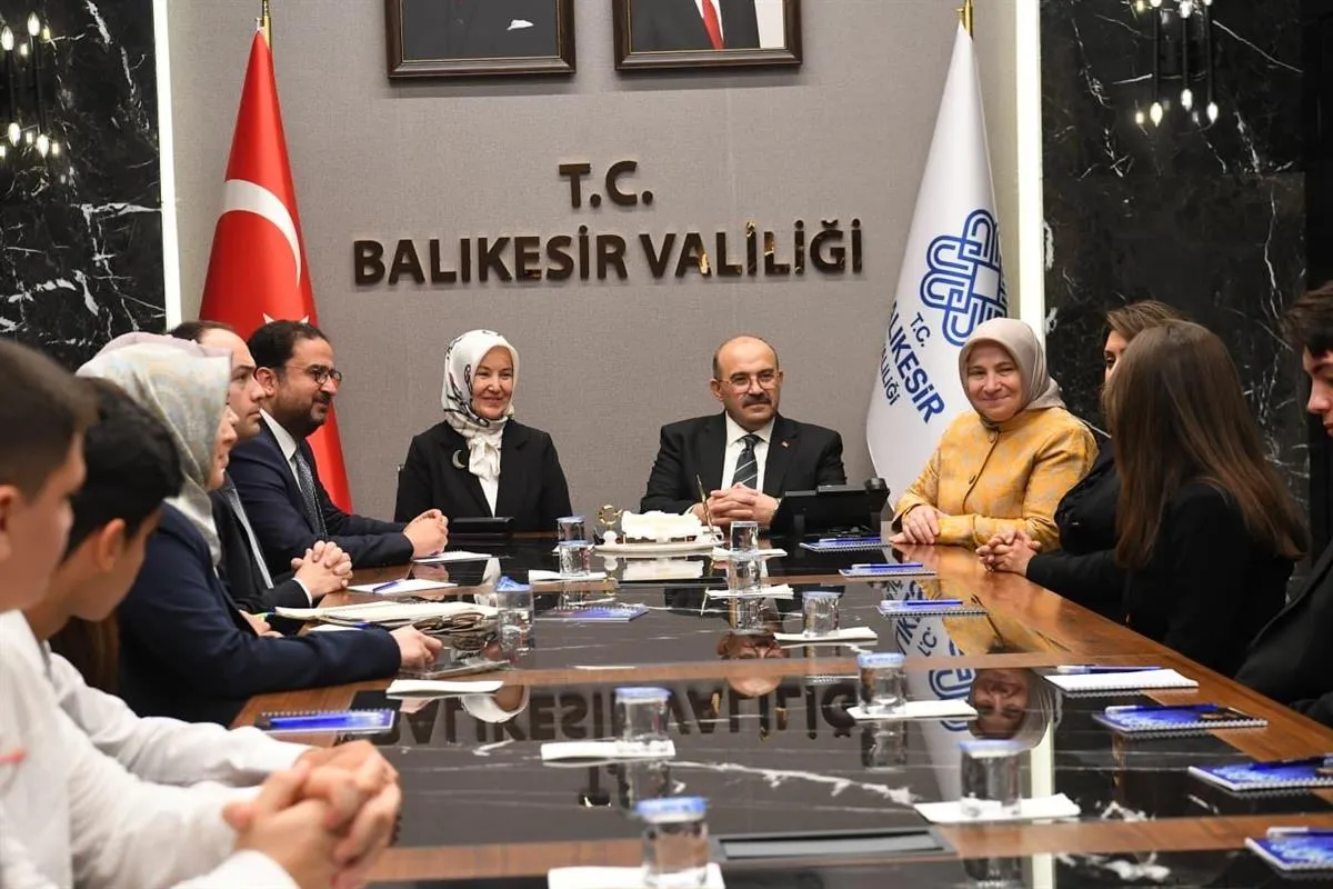 Aile ve Sosyal Hizmetler Bakan Yardımcısı Yenigün, Vali Ustaoğlu’nu ziyaret etti