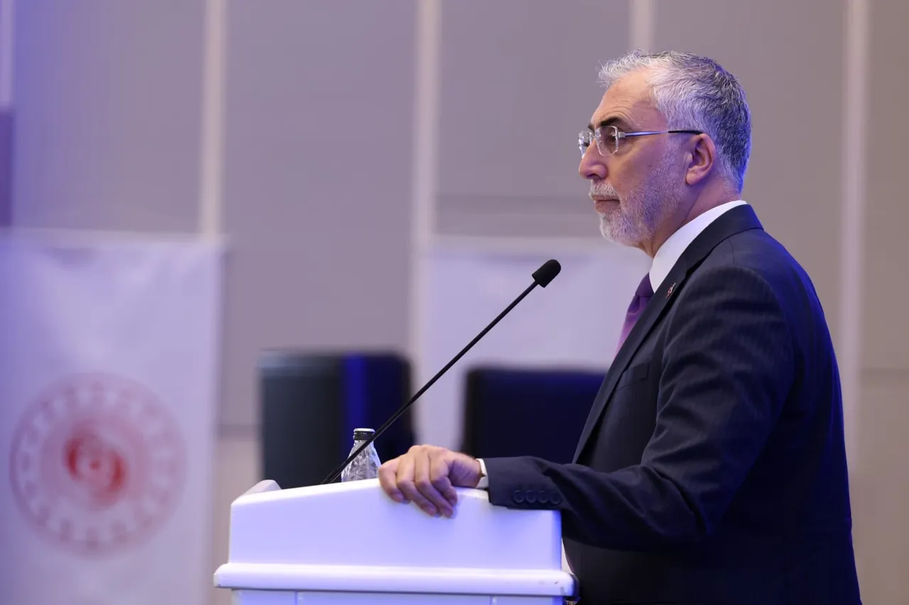 Bakan Işıkhan, İŞKUR İl Müdürleri İstişare Toplantısı’na katıldı