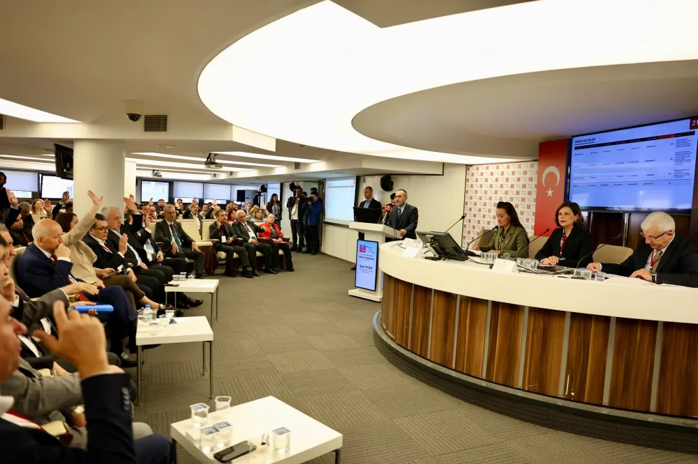 Eskişehir Büyükşehir Belediyesi: TBB Meclisi Ankarada Toplandı TBB birbirimizden güç aldığımız bir yer