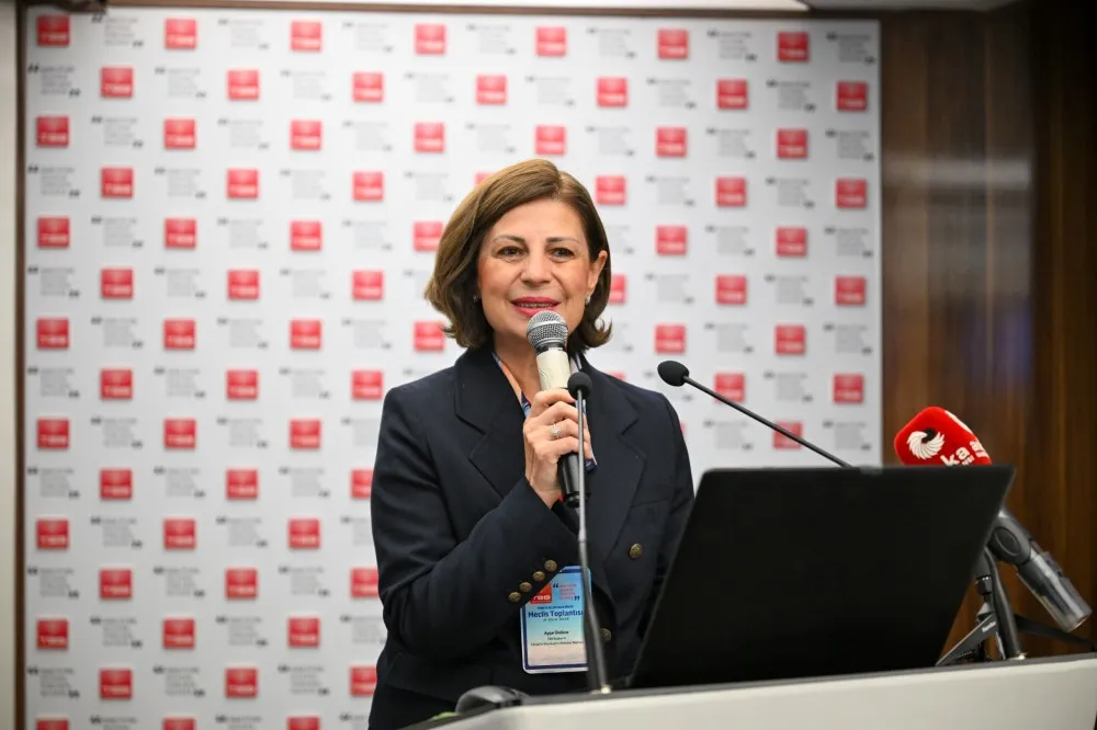 Eskişehir Büyükşehir Belediyesi: TBB Meclisi Ankarada Toplandı TBB birbirimizden güç aldığımız bir yer