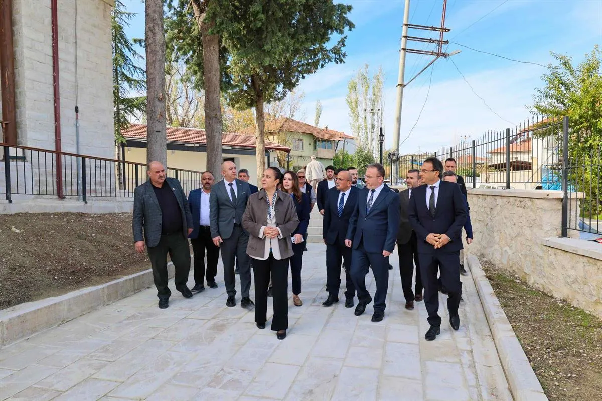 Vali Baydar Bilgihan Kemer İlçesine ziyarette bulundu