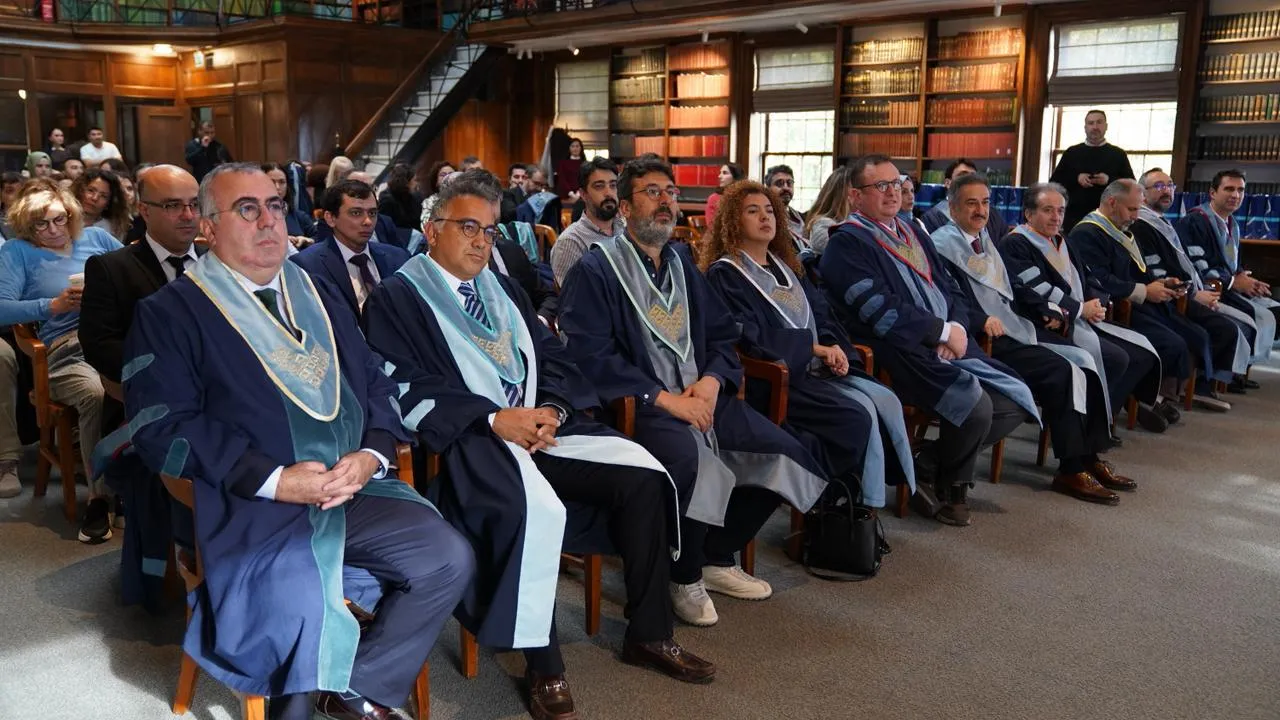 Boğaziçi Üniversitesi'nde Akademik Cübbe Giyme Töreni