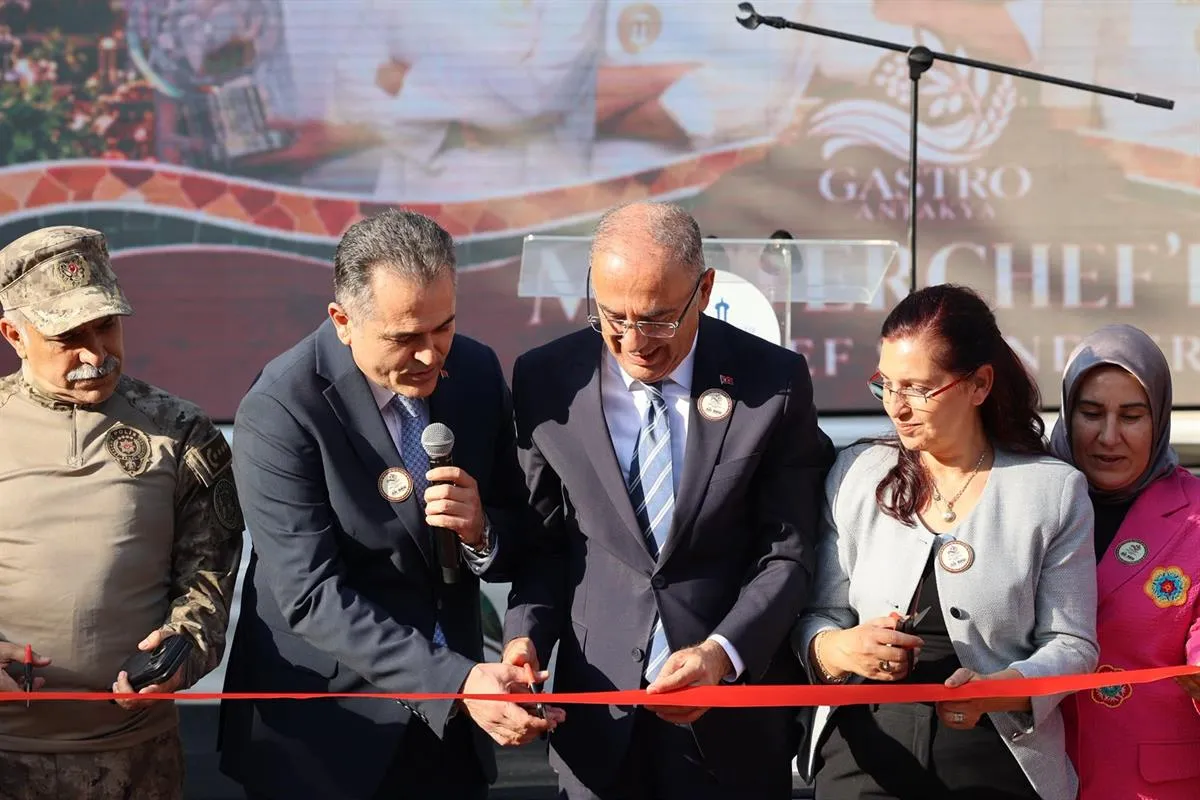 Antakya Kaymakamı Akdaş, Gastro Antakya Kültür ve Gastronomi Festivali’nin açılış programına katıldı
