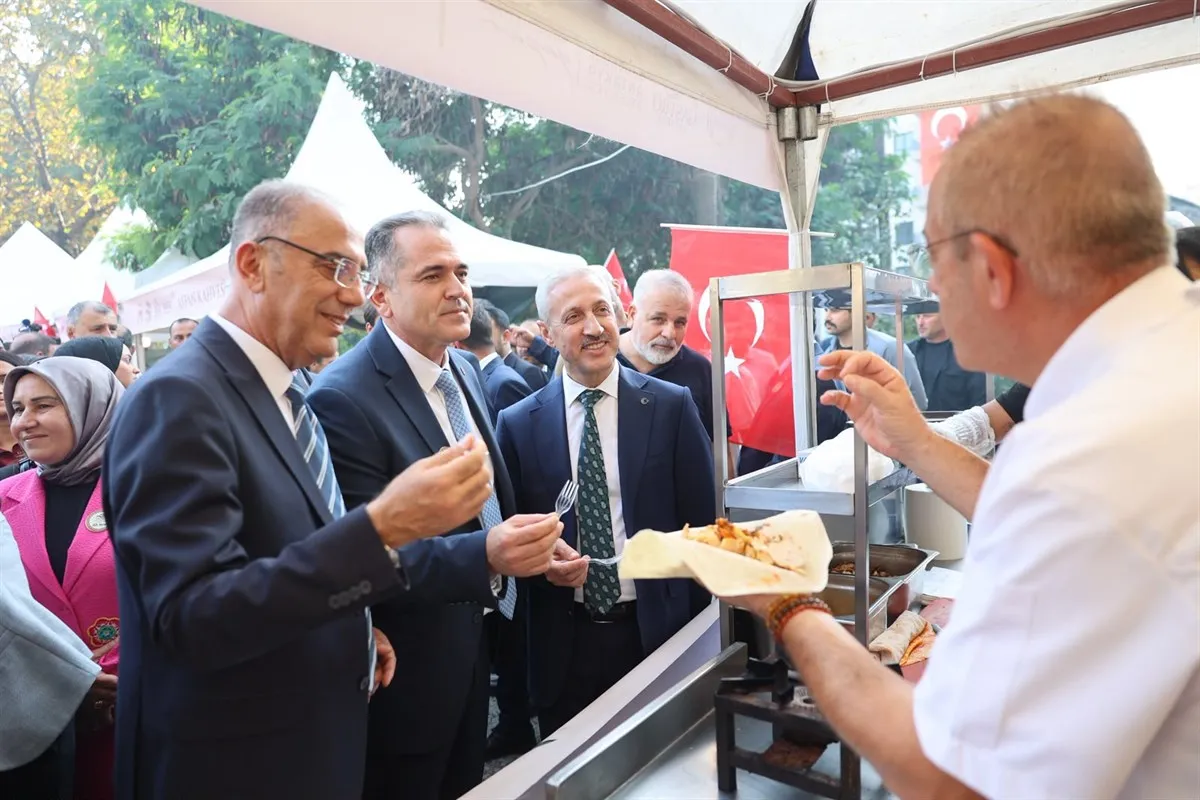 Antakya Kaymakamı Akdaş, Gastro Antakya Kültür ve Gastronomi Festivali’nin açılış programına katıldı
