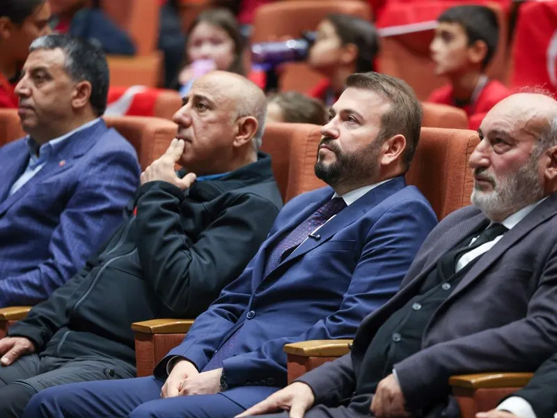 Okullara Spor malzemesi desteği ve Spor söyleşisi programı düzenlendi