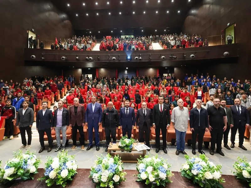 Okullara Spor malzemesi desteği ve Spor söyleşisi programı düzenlendi