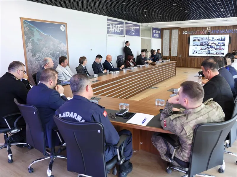 Arnavutköy'de Afet Alarmı: Ulusal tatbikat kriz masasından yönetildi
