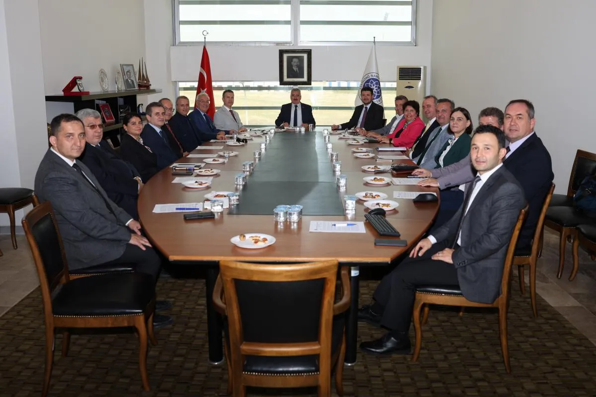 Tekirdağ Namık Kemal Üniversitesi Yönetim Kurulu toplantısı gerçekleştirildi yeni