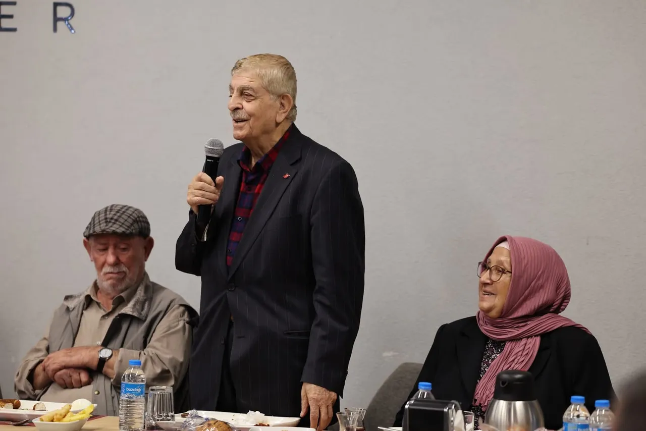 Başiskele´de Muhtarlar Günü: Birlik ve vefa buluşması