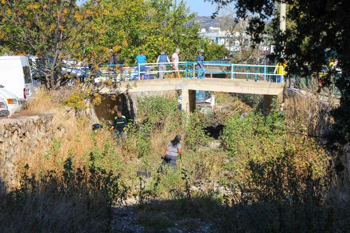 Uludere’de temizlik ve çevre farkındalığı çalışması
