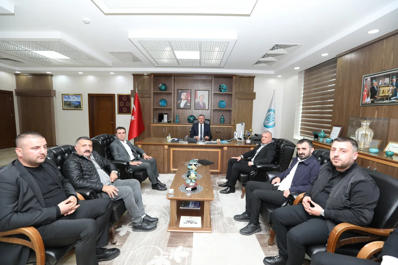 Organize Sanayi Bölgesi Yönetim Kurulu, Rektör Elmastaş’ı ziyaret etti