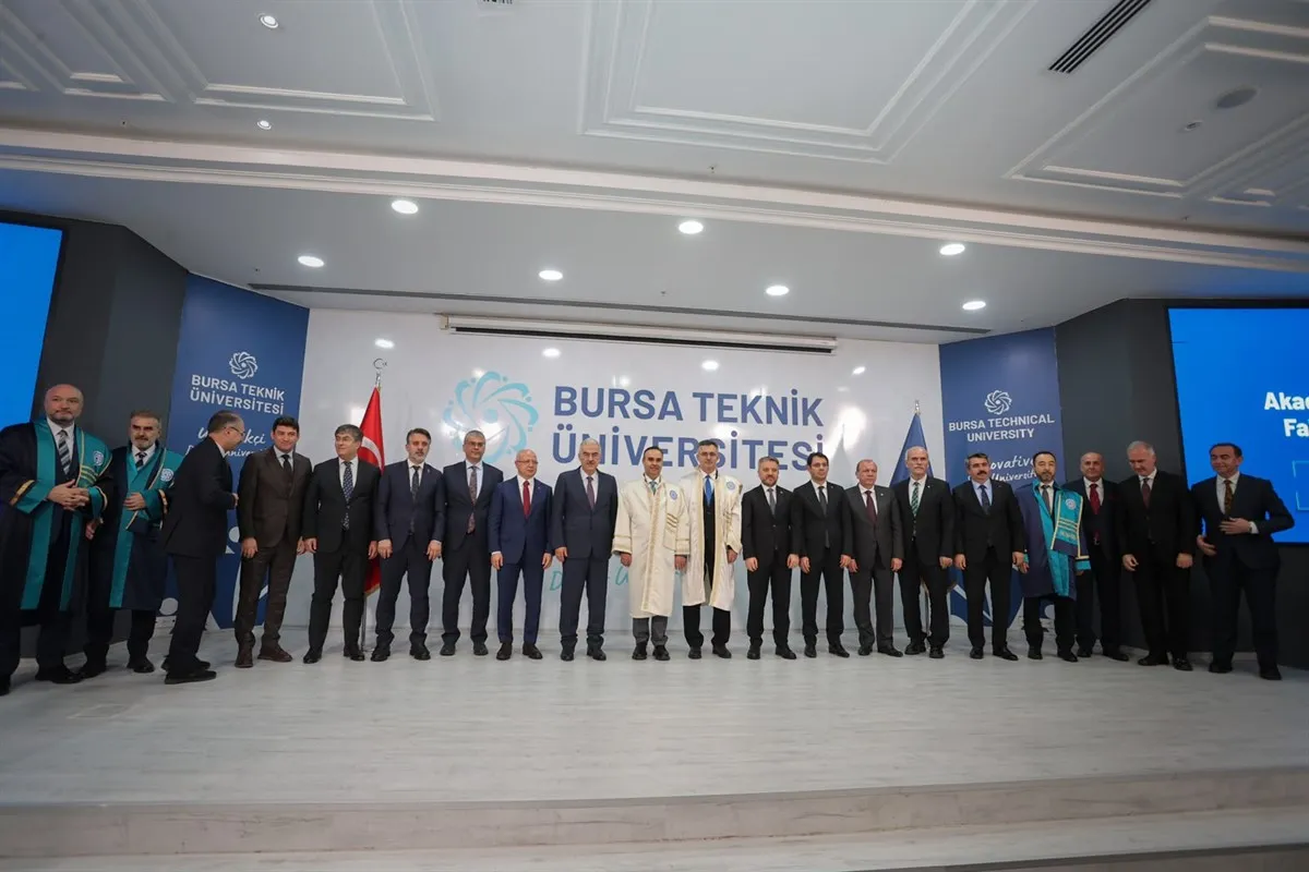 Bursa Teknik Üniversitesi 2026-2027 Akademik Yılı açılış töreni düzenlendi