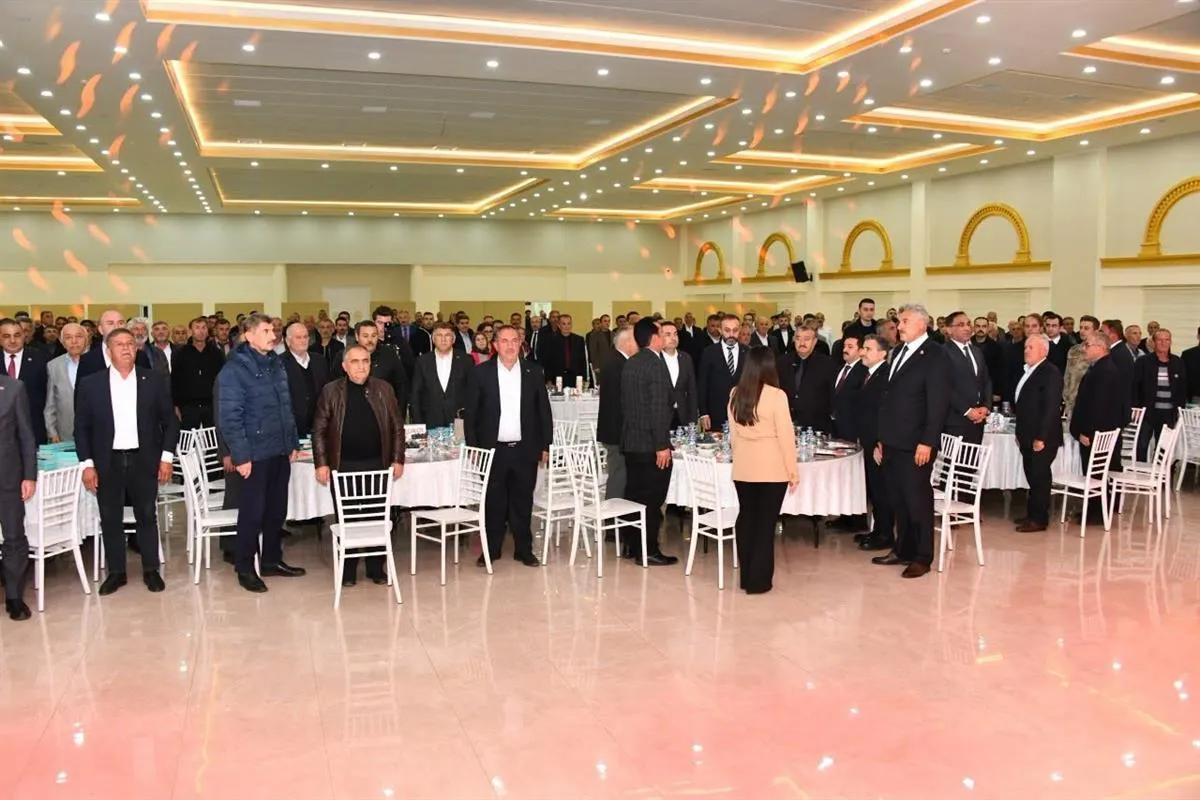 Gümüşhane Valisi Cevdet Atay muhtarlarıyla Kelkit’te bir araya geldi