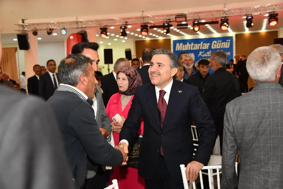 Gümüşhane Valisi Cevdet Atay muhtarlarıyla Kelkit’te bir araya geldi