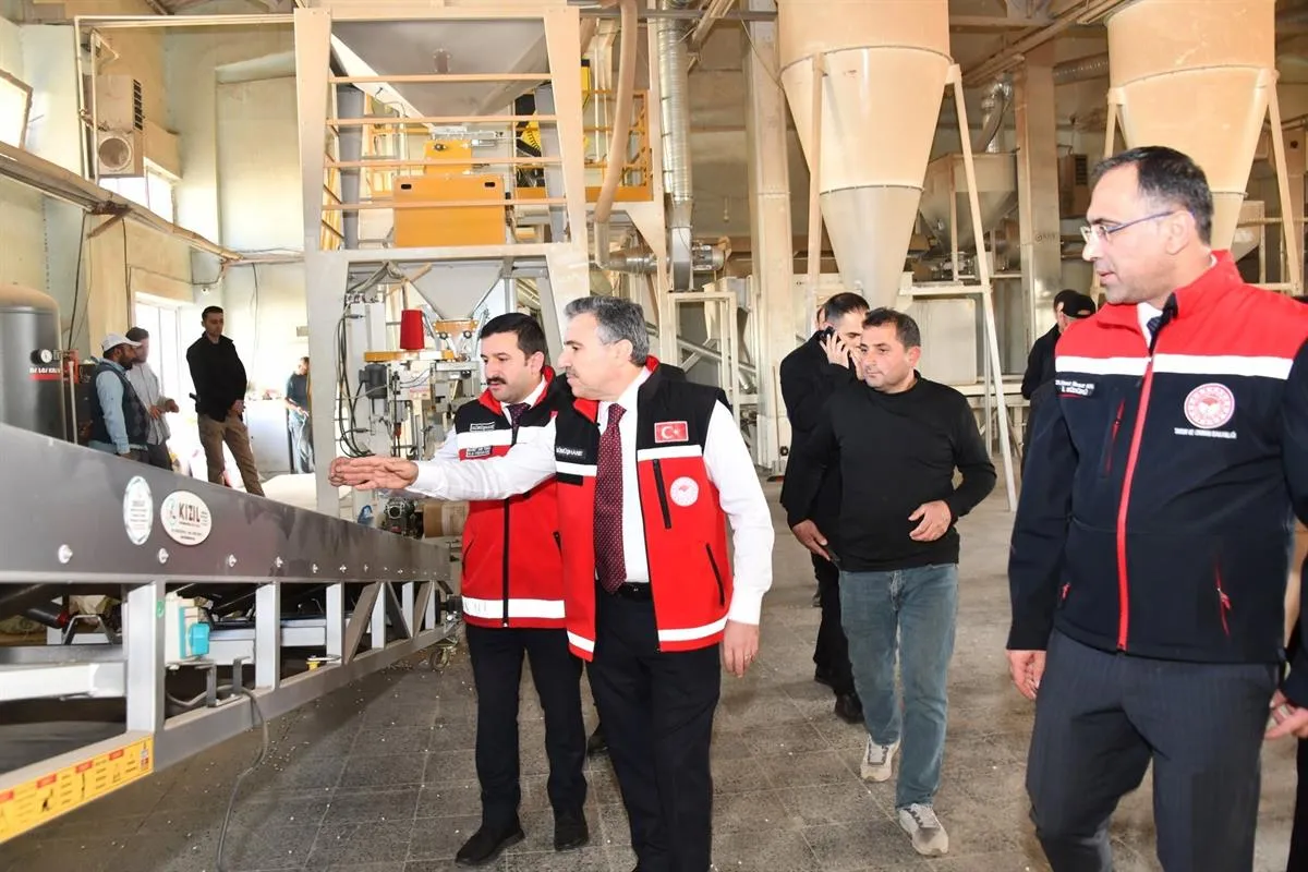 Gümüşhane Valisi Cevdet Atay Kelkit’teki üretim tesislerini inceledi