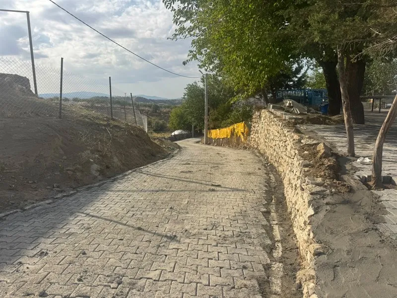Kozluk'ta -kırsal alanda çalışmalar sürüyor