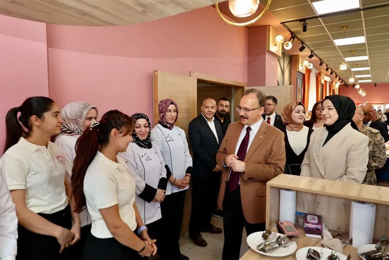 Sabat Siirt Mutfağı düzenlenen törenle hizmete açıldı