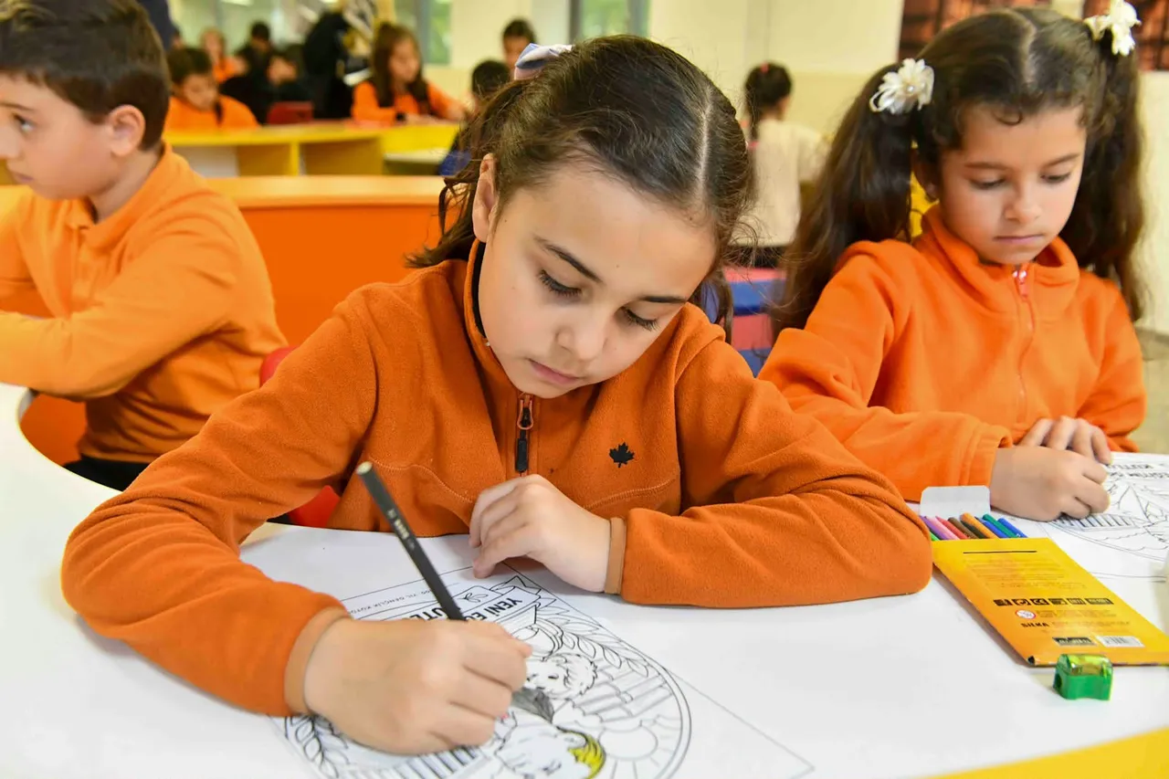 100. Yıl Gençlik Kütüphanesi minik okurları ağırlıyor