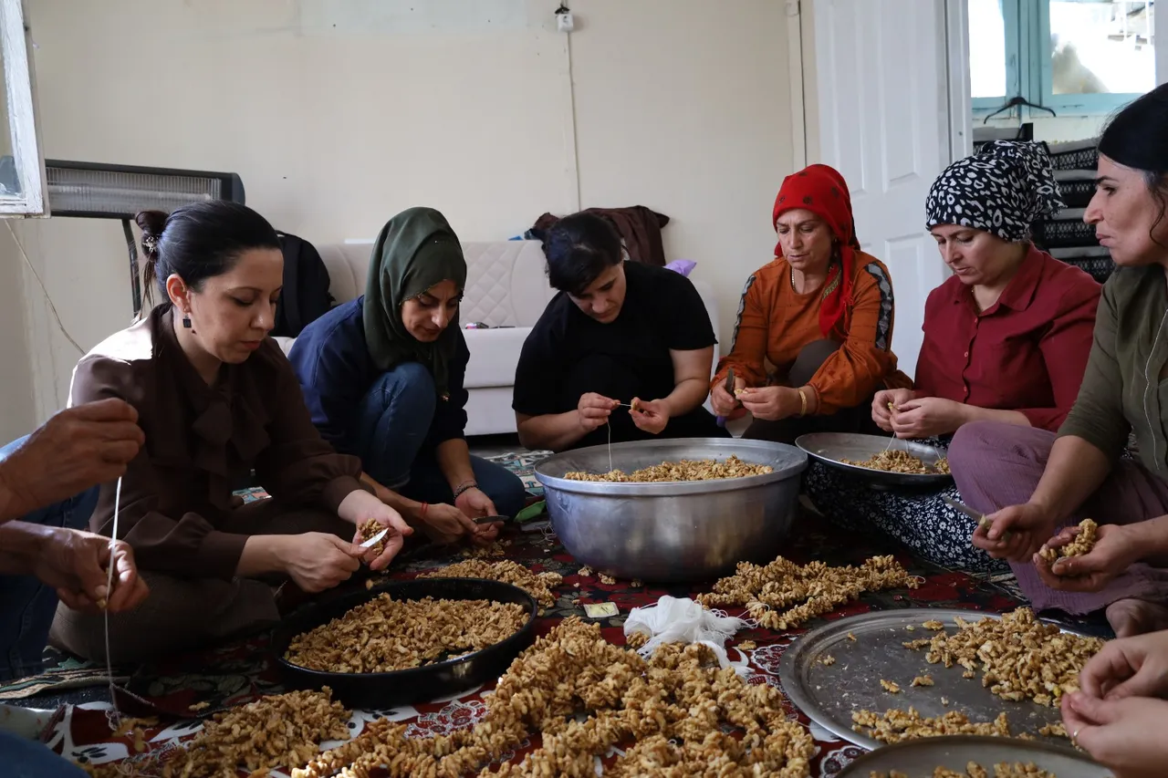 Lice Belediyesi: Lice'de kadın dayanışmasıyla kolektif üretim
