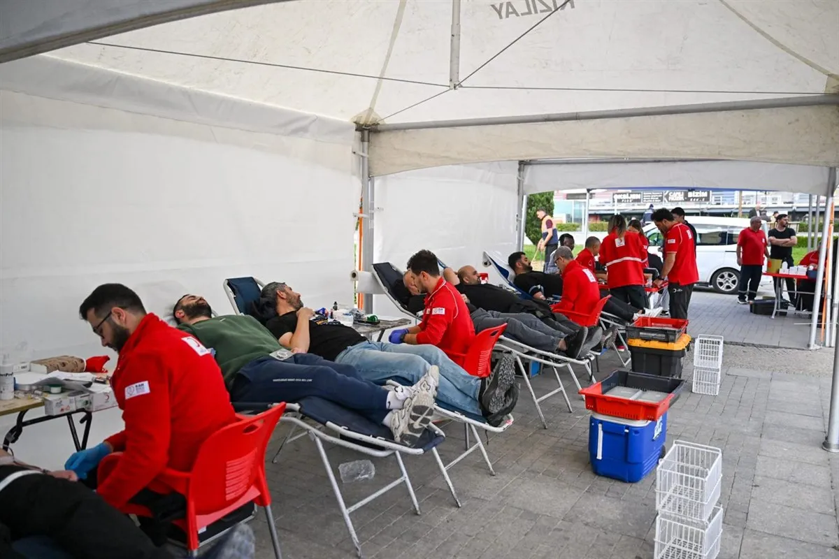 Vali Aktaş, Gebze ilçesindeki kan Bağış etkinliğine katıldı