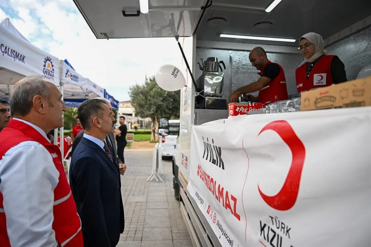 Vali Aktaş, Gebze ilçesindeki kan Bağış etkinliğine katıldı