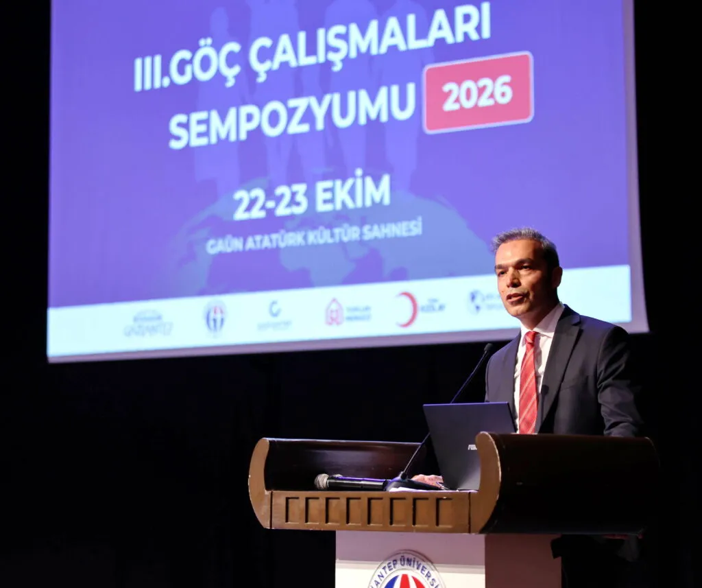 GAÜN’de III. Göç Çalışmaları Sempozyumu başladı