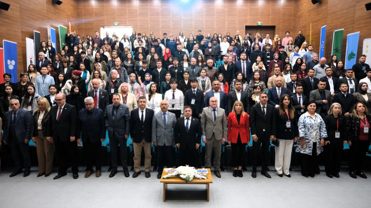 Türk Dünyasından akademisyen ve araştırmacılar, 1. Uluslararası Türk Dünyası Kültür ve Sürdürülebilirlik Kongresinde BAÜN’de buluştu