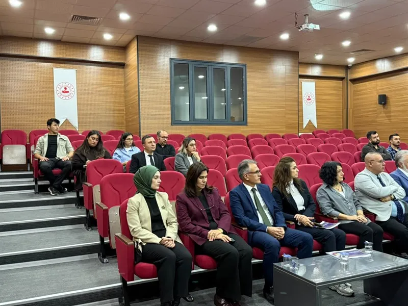 Soma’da bağımlılıkla mücadele toplantısı yapıldı