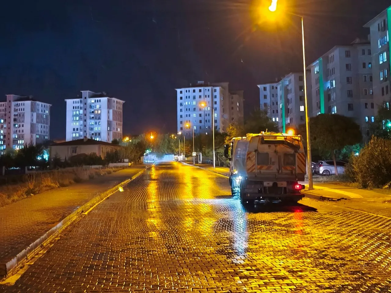 Temizlik ekiplerinden kapsamlı temizlik çalışması