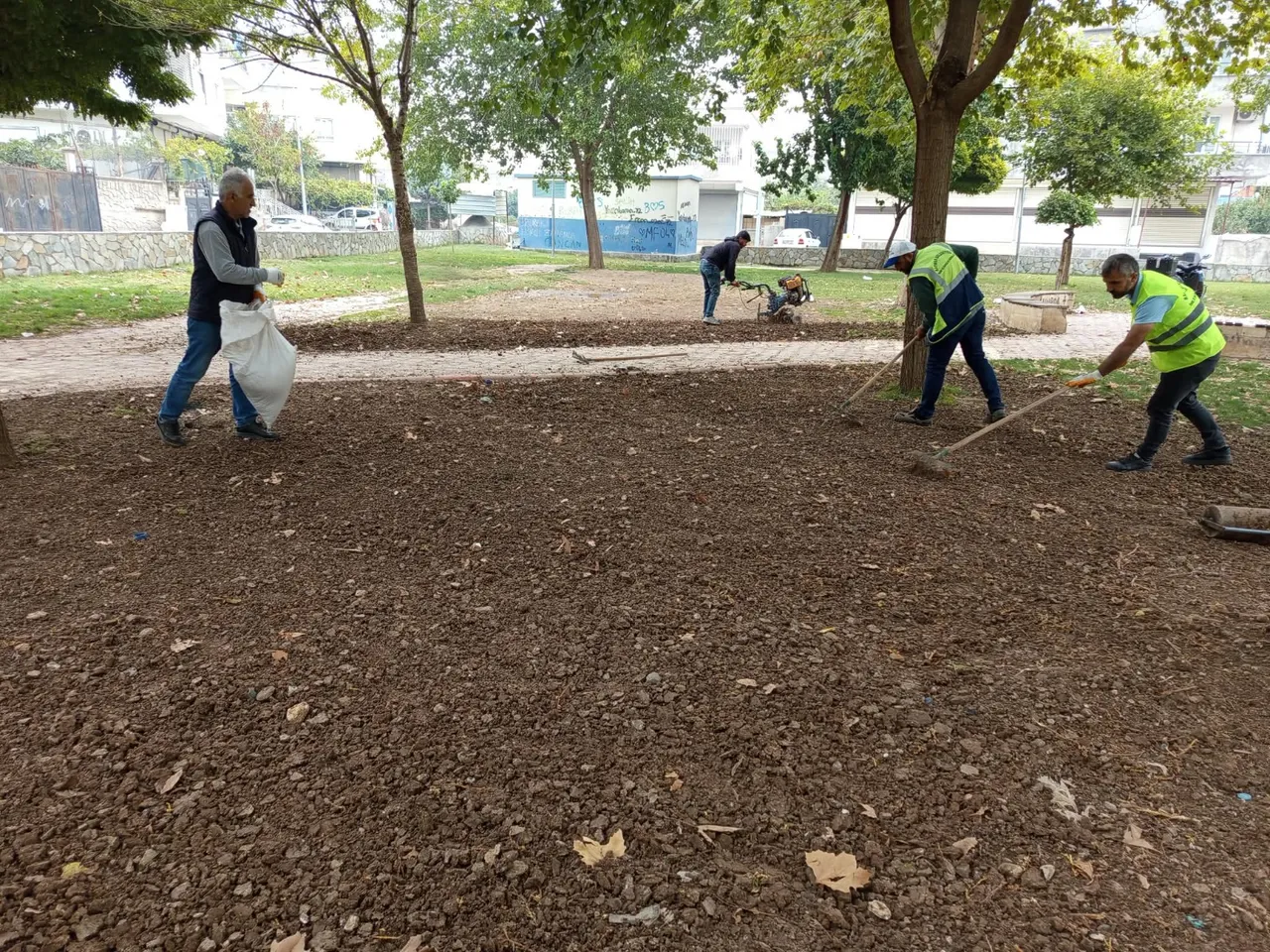 Şirinevler Mahallesi’ndeki iki Park baştan aşağı yenileniyor