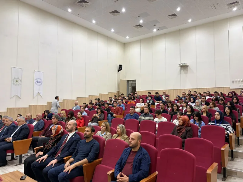 Türkiye’nin Ortadoğu’daki Rolü AÇÜ'de ele alındı