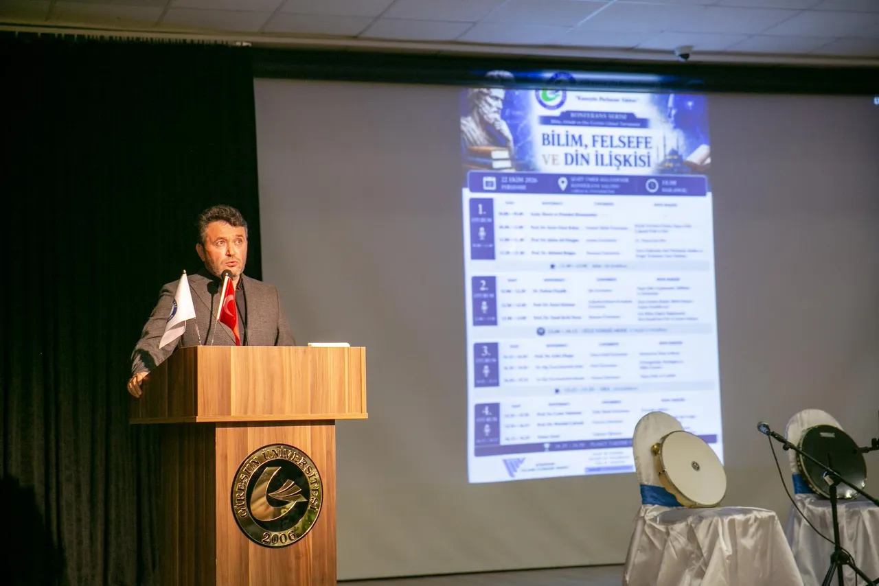 Giresun Üniversitesinde “Bilim, Felsefe ve Din Üzerine Güncel Tartışmalar” konferans serisi düzenlendi