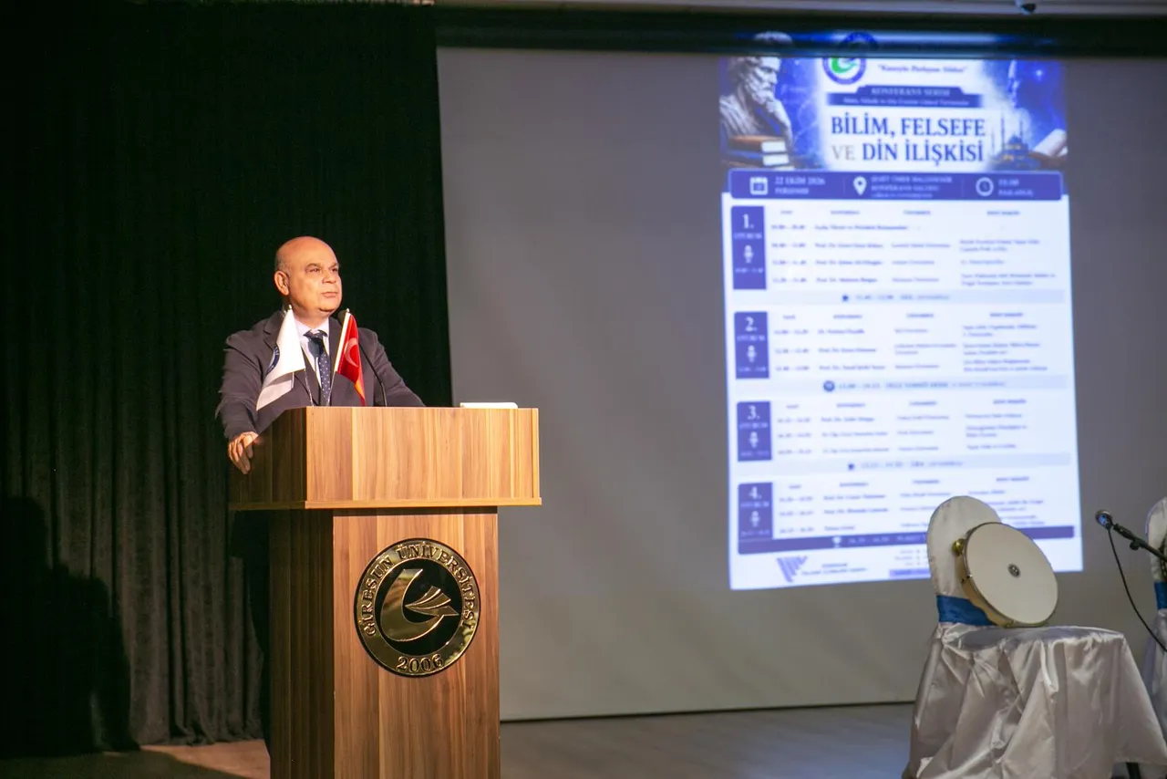 Giresun Üniversitesinde “Bilim, Felsefe ve Din Üzerine Güncel Tartışmalar” konferans serisi düzenlendi