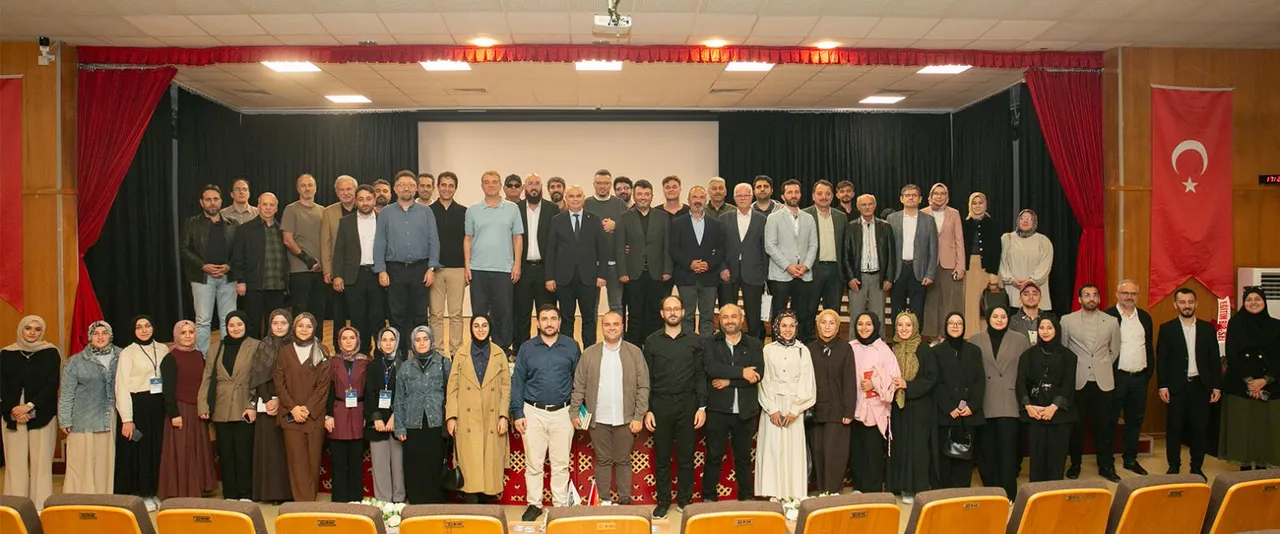 Giresun Üniversitesinde “Bilim, Felsefe ve Din Üzerine Güncel Tartışmalar” konferans serisi düzenlendi