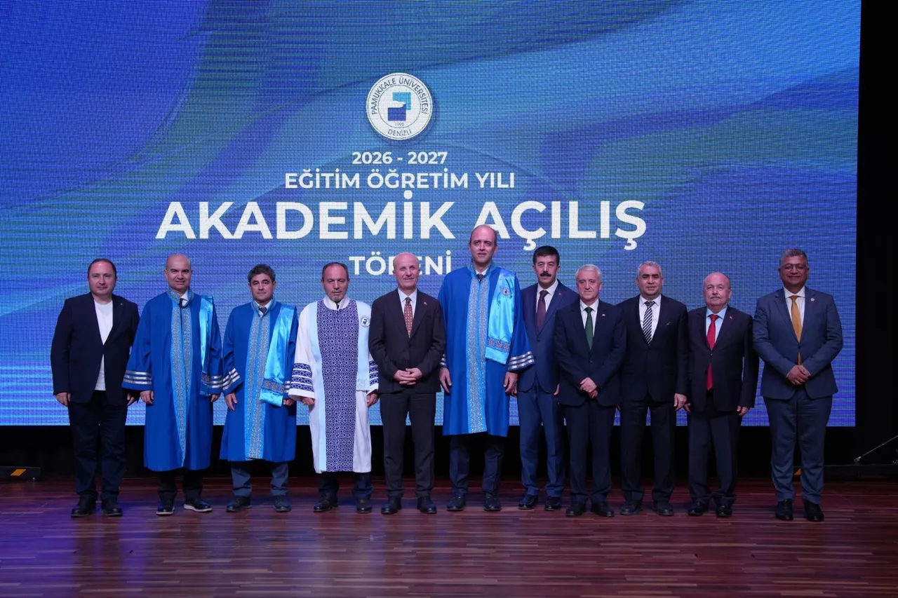 İzmir Bakırçay Üniversitesi Rektörü ve Genel Sekreter, PAÜ 2026-2027 Akademik Yılı açılış törenine katıldı