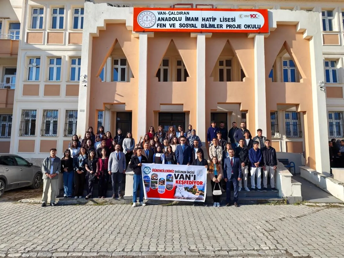 Öğrenciler Doğunun İncisi Van’ı Keşfediyor Projesi yeni dönemde devam ediyor
