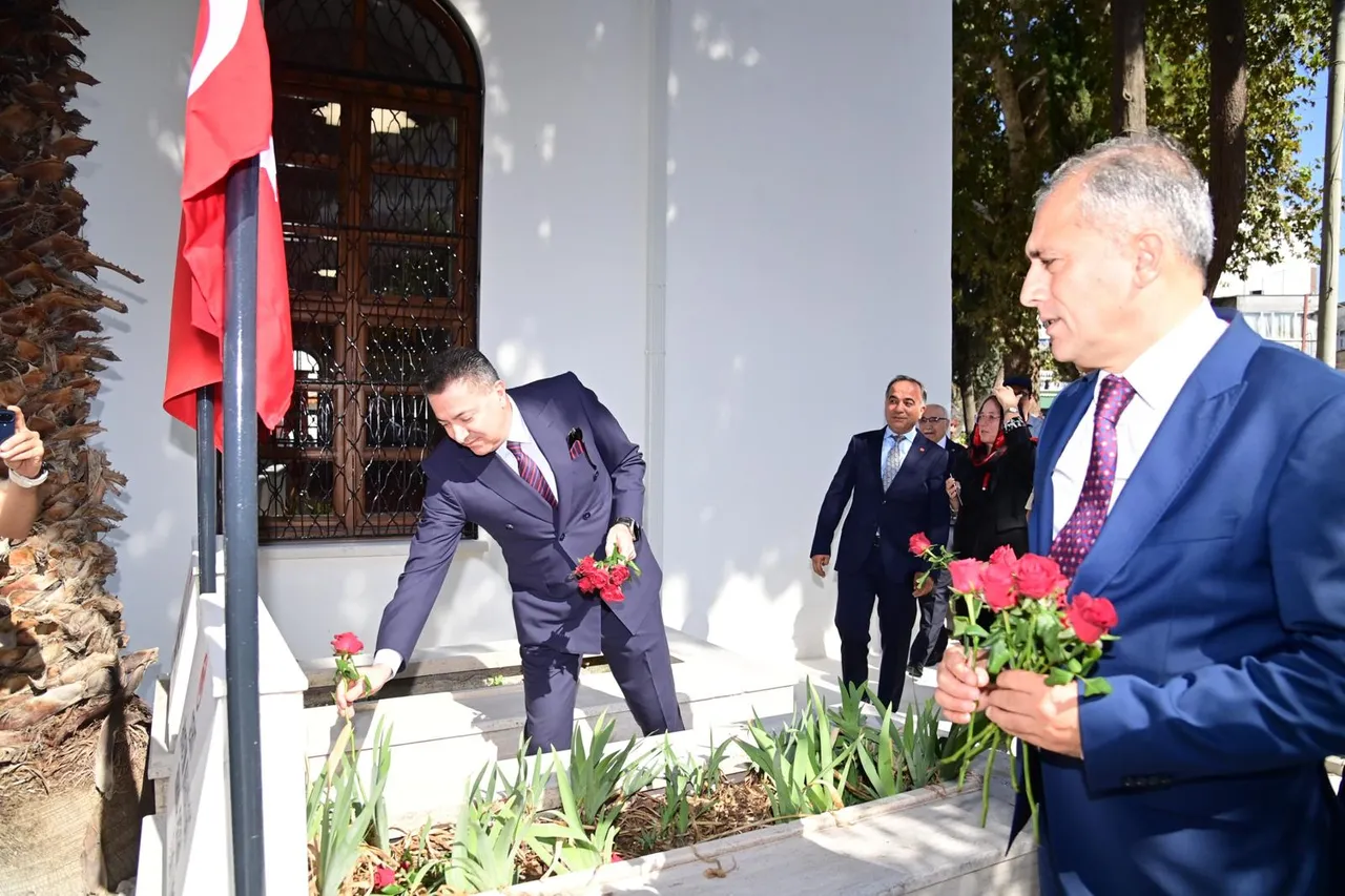 Osmaniye Korkut Ata Üniversitesi Rektörü, Tarihi Envar-ül Hamit Camii’nin yeniden ibadete açılış törenine katıldı