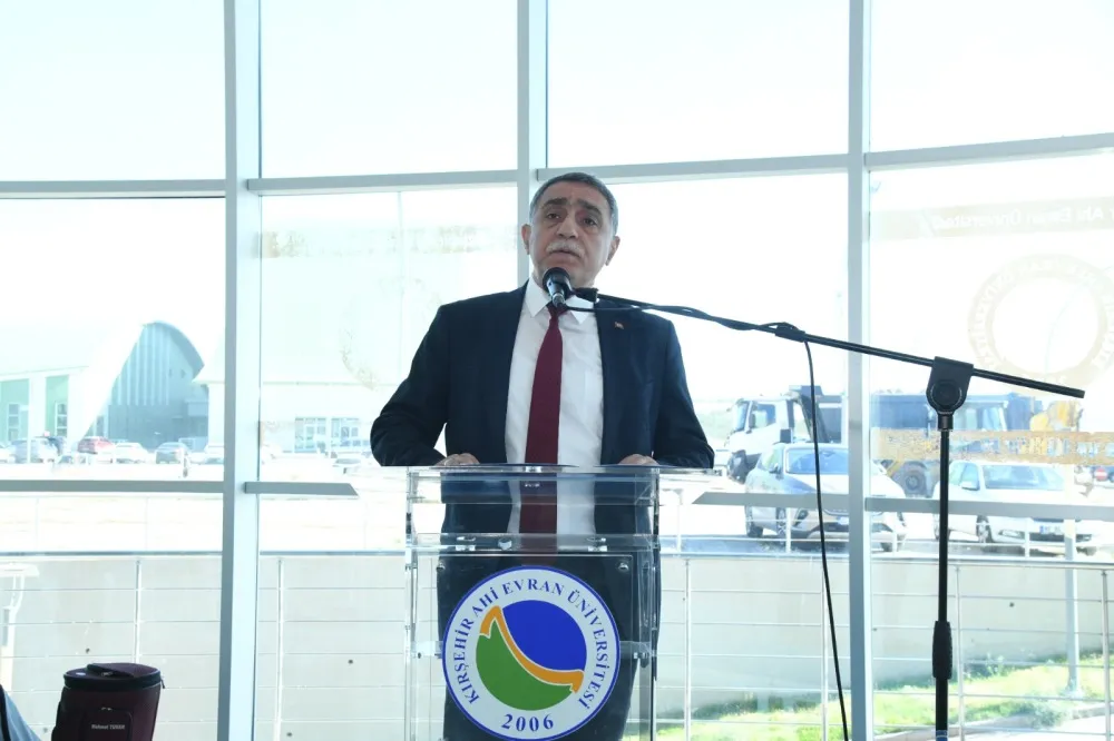 Kırşehir Ahi Evran Üniversitesinde Geleneksel Mezunlar Buluşması ve Pilav Günü etkinliği düzenlendi