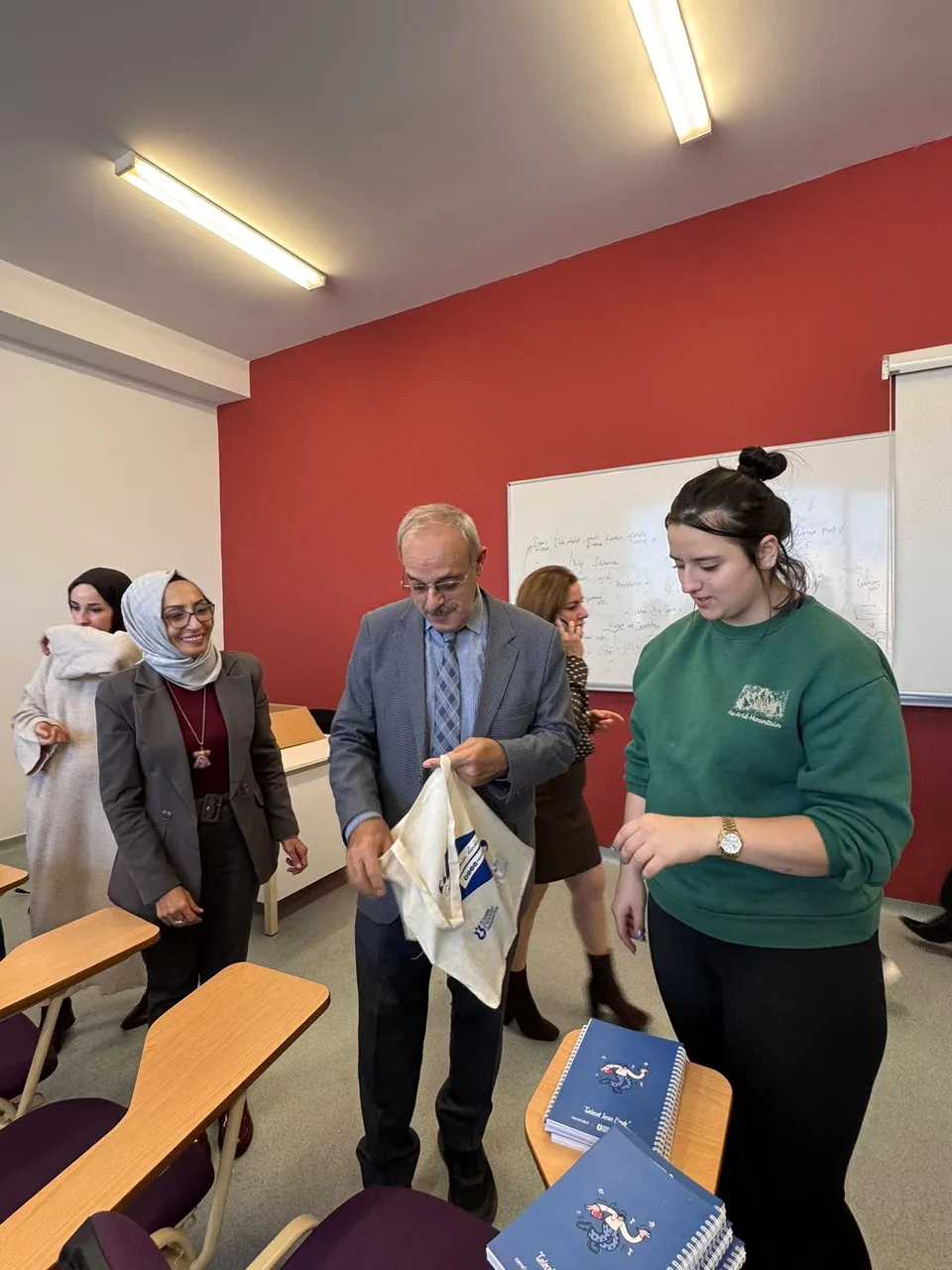 Canım Kardeşim Ders Evi Projesi’nde Ders Zili Çalıyor