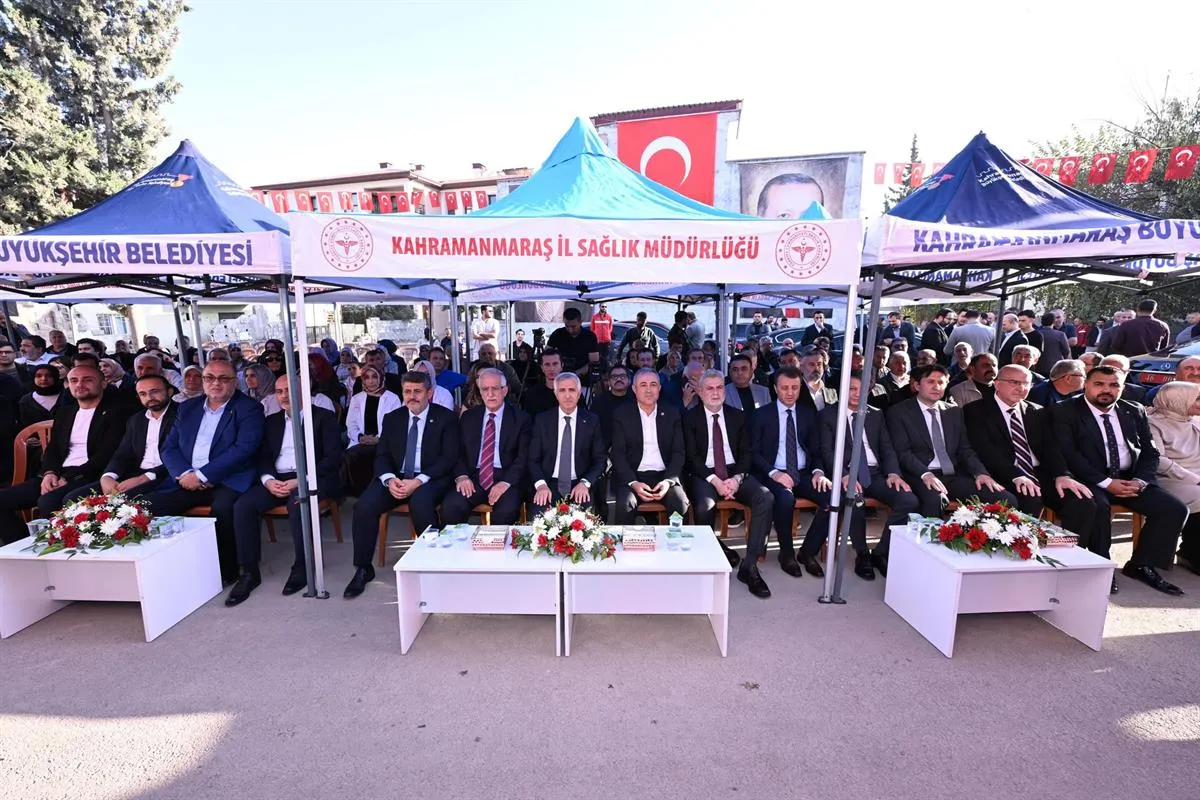 Vali Ünlüer, Sakarya Mahallesi Hacı Can Aile Sağlığı Merkezi açılış törenine katıldı