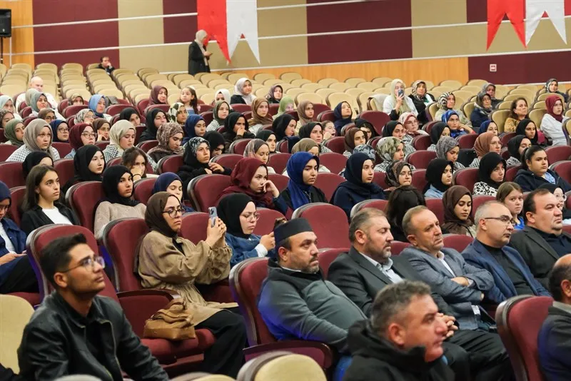 Vali Çiçek İmam Hatipliler Haftası kapsamında düzenlenen “Gazze ve Vatan” temalı programa katıldı