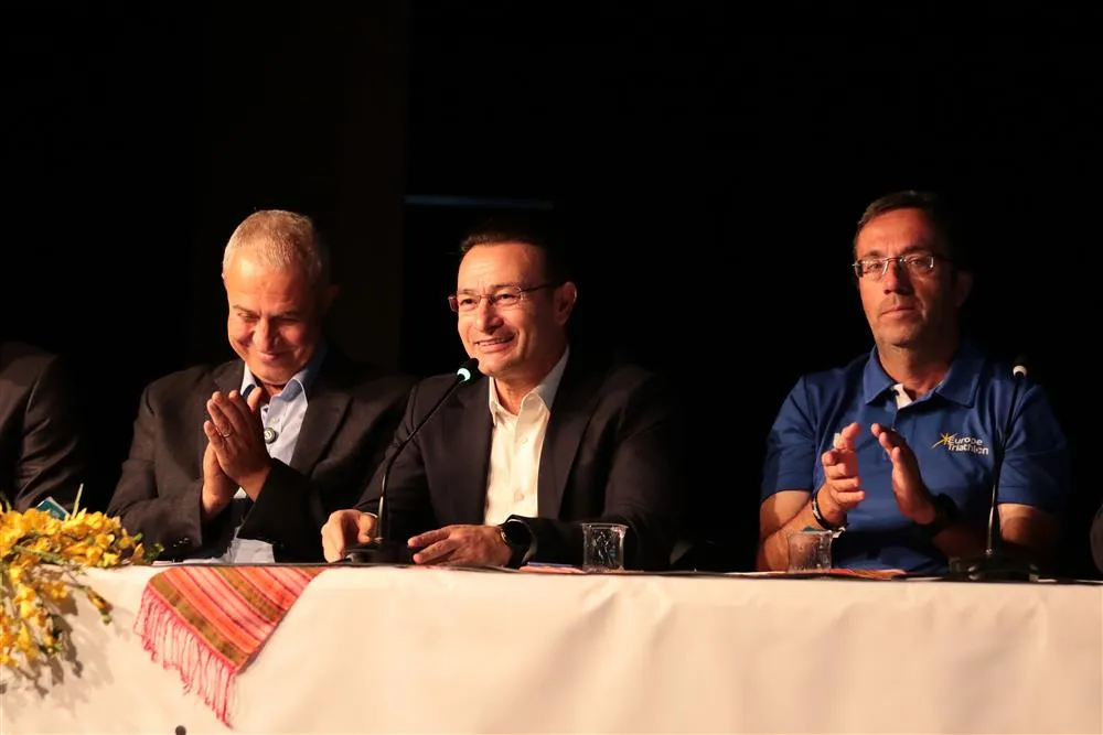 Alanya Triatlonu 35. Yılında dünya devlerini buluşturuyor